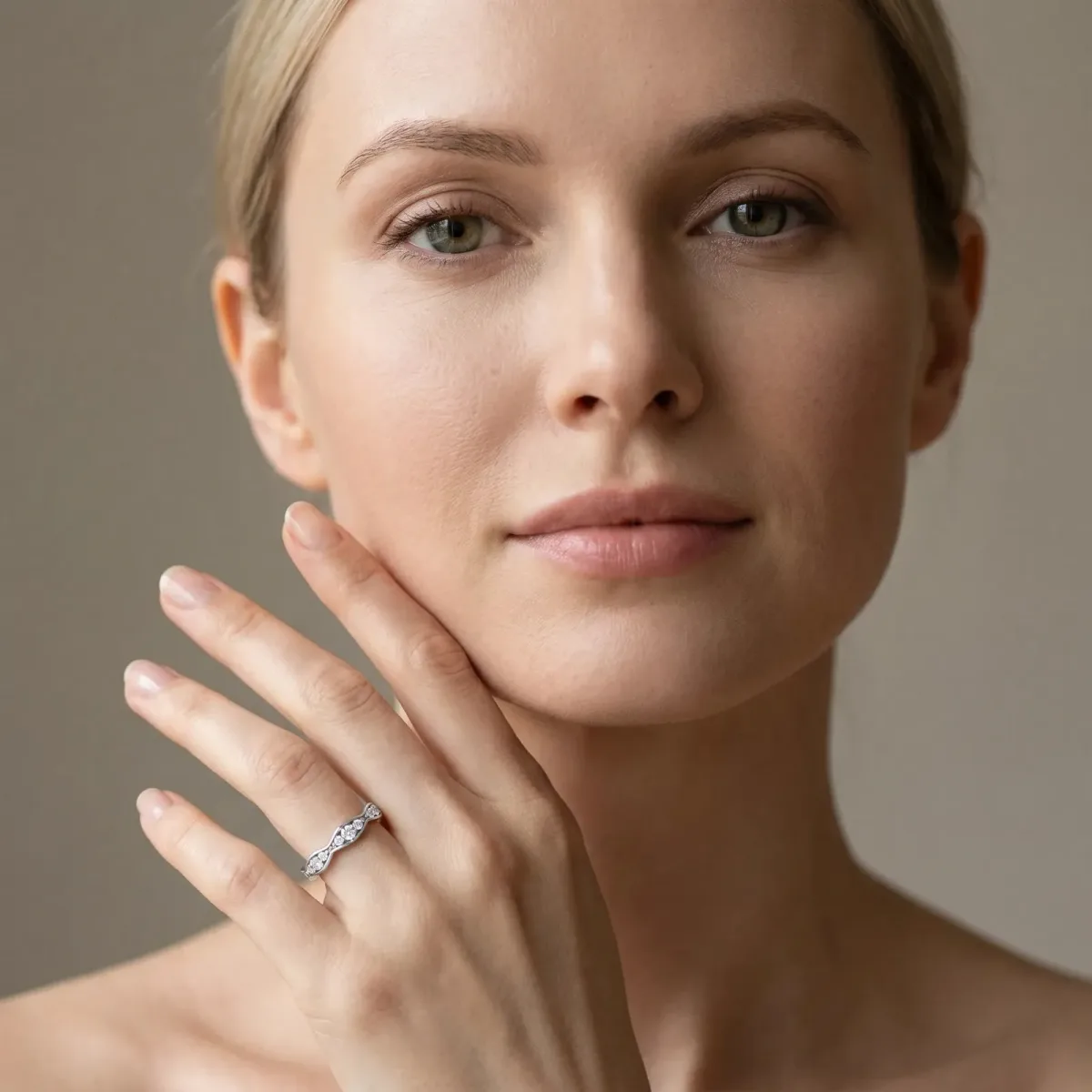 Round Diamond Scalloped Pavé Eternity Band Silver