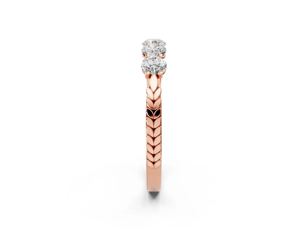 Five-Stone Round Diamond Prong-Set Band Rose gold