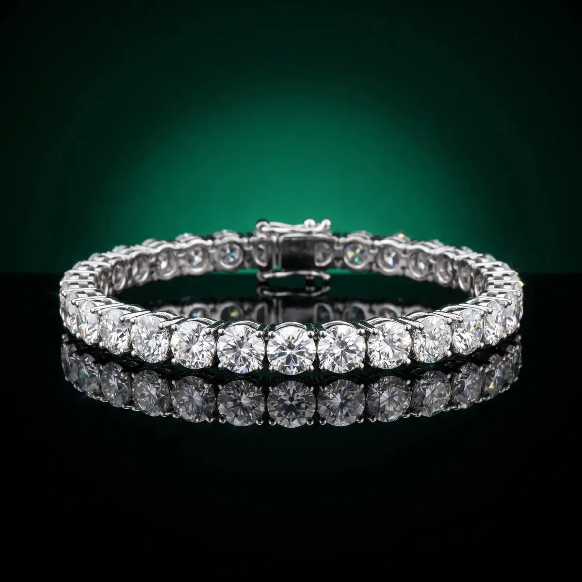 Round Brilliant Diamond Tennis Bracelet with Prong Setting Silver