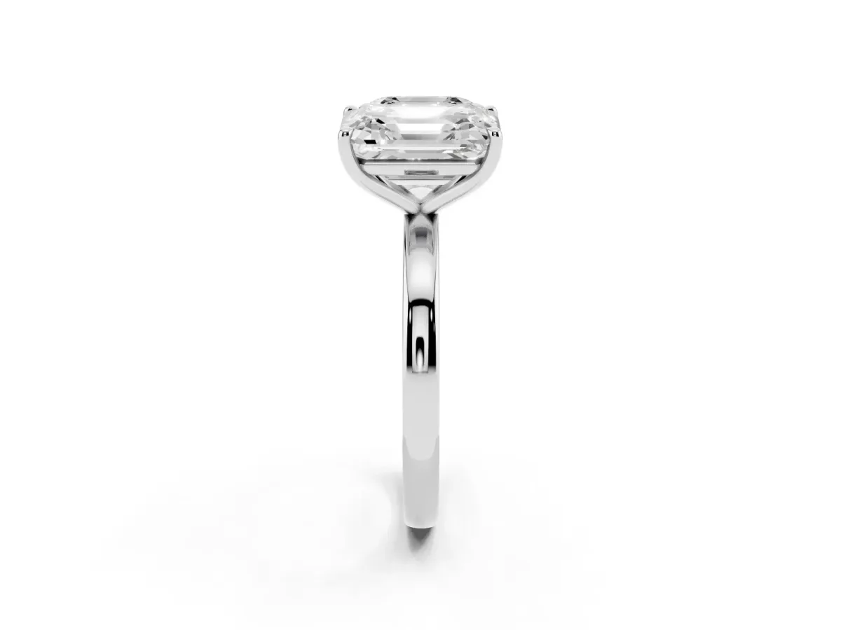 Asscher Cut and Emerald Cut Toi Moi Ring with Prong Setting Platinum