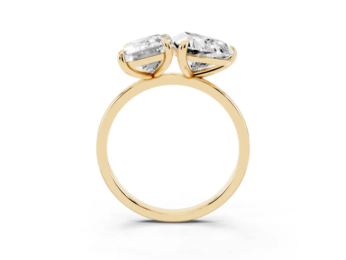 Emerald and Heart Toi Moi Ring with Prong Setting and Plain Band Yellow gold