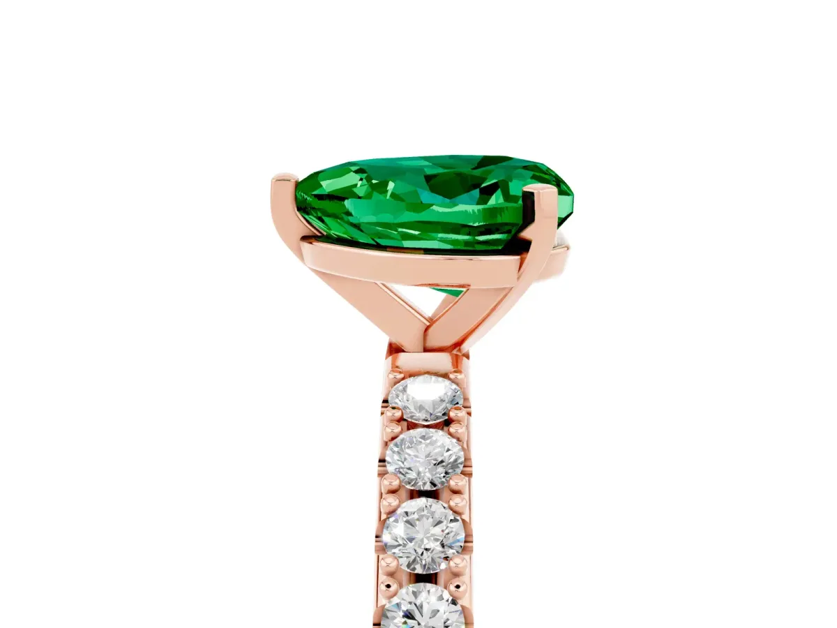 Heart Cut Emerald Solitaire Pavé Band with Four-Prong Setting Rose gold