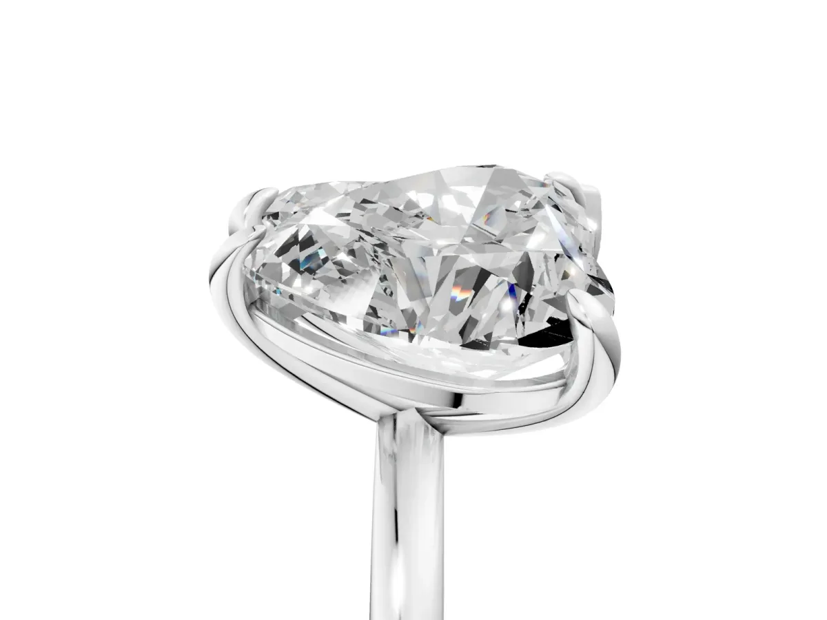 Pear and Heart Toi Moi Ring with Prong Setting and Plain Band Platinum