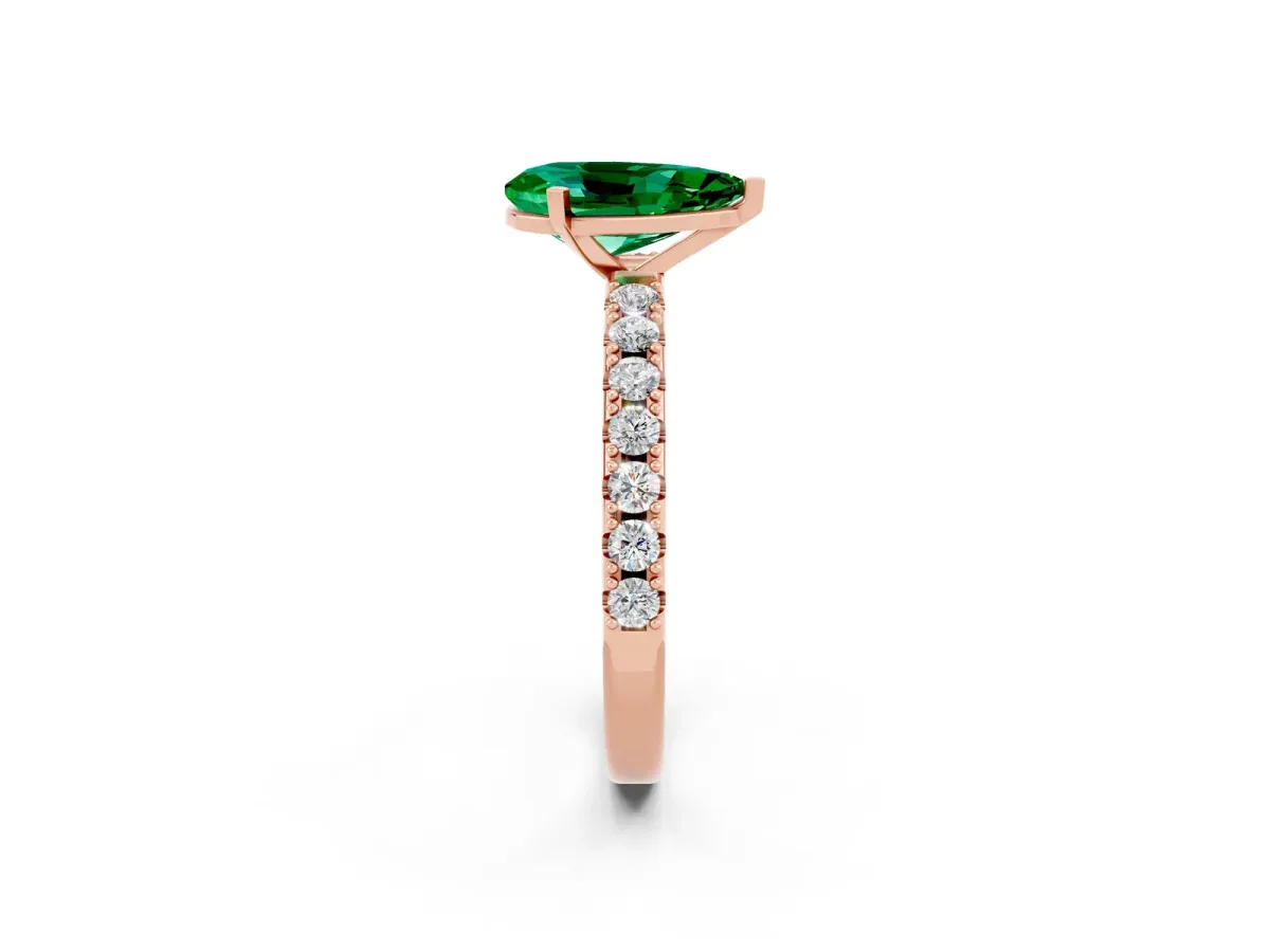 Pear Cut Emerald Solitaire Pavé Band with Four-Prong Setting Rose gold