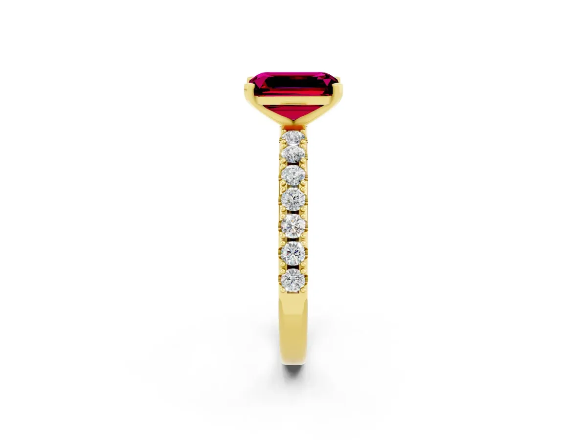 Emerald Cut Garnet Solitaire Pavé Band with Four-Prong Setting Yellow gold