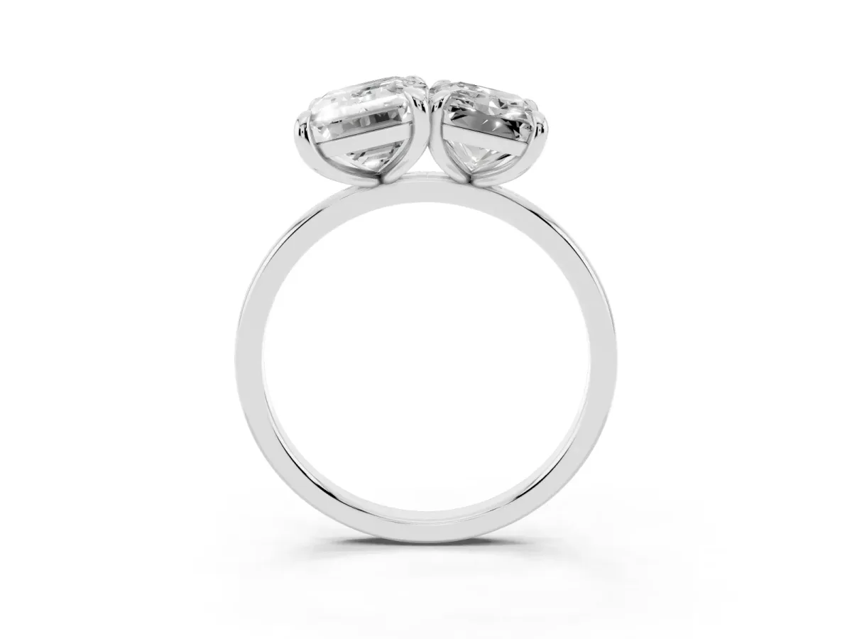 Emerald and Radiant Toi Moi Ring with Prong Setting and Plain Band Silver