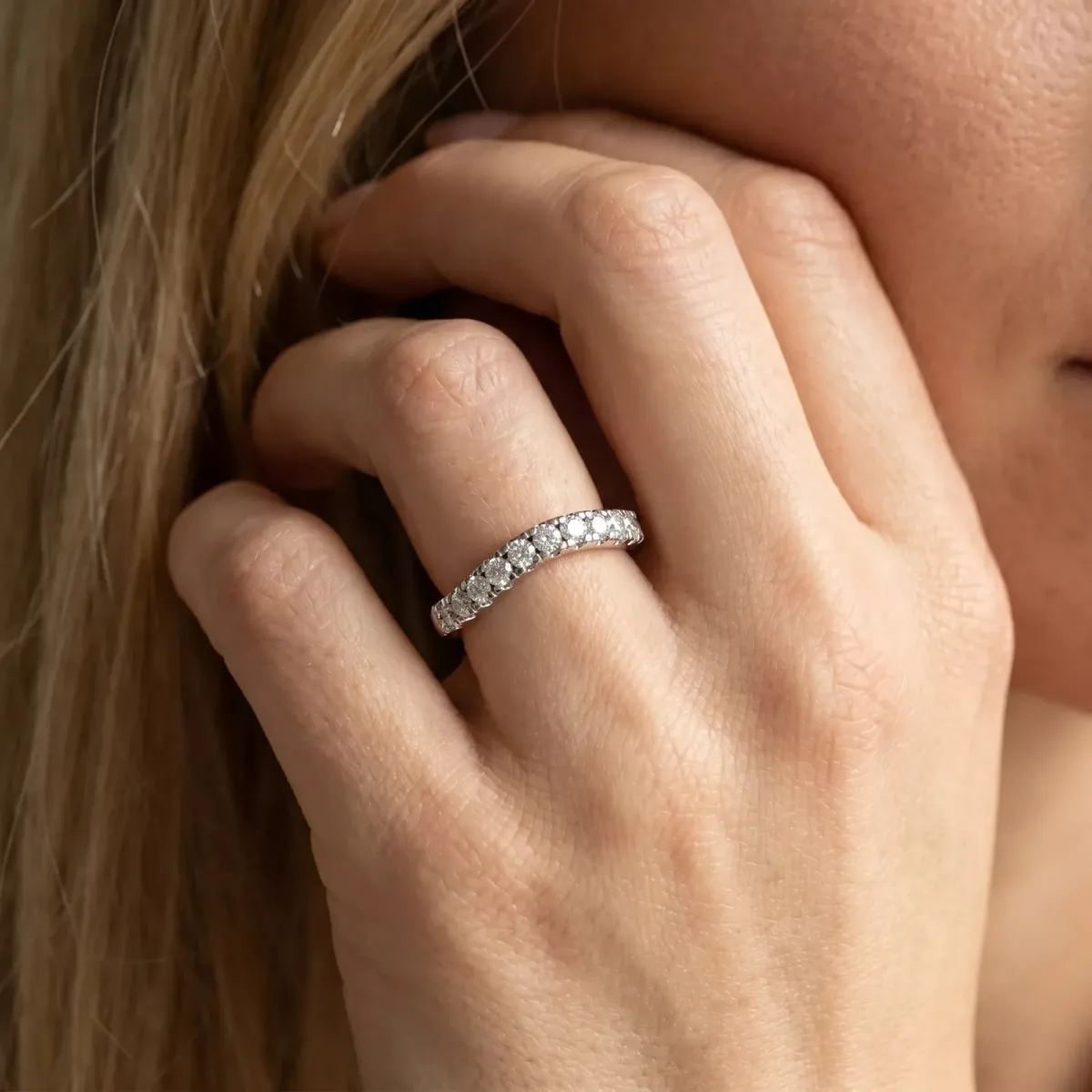 Diamond Pavé Curved Wedding Band Platinum