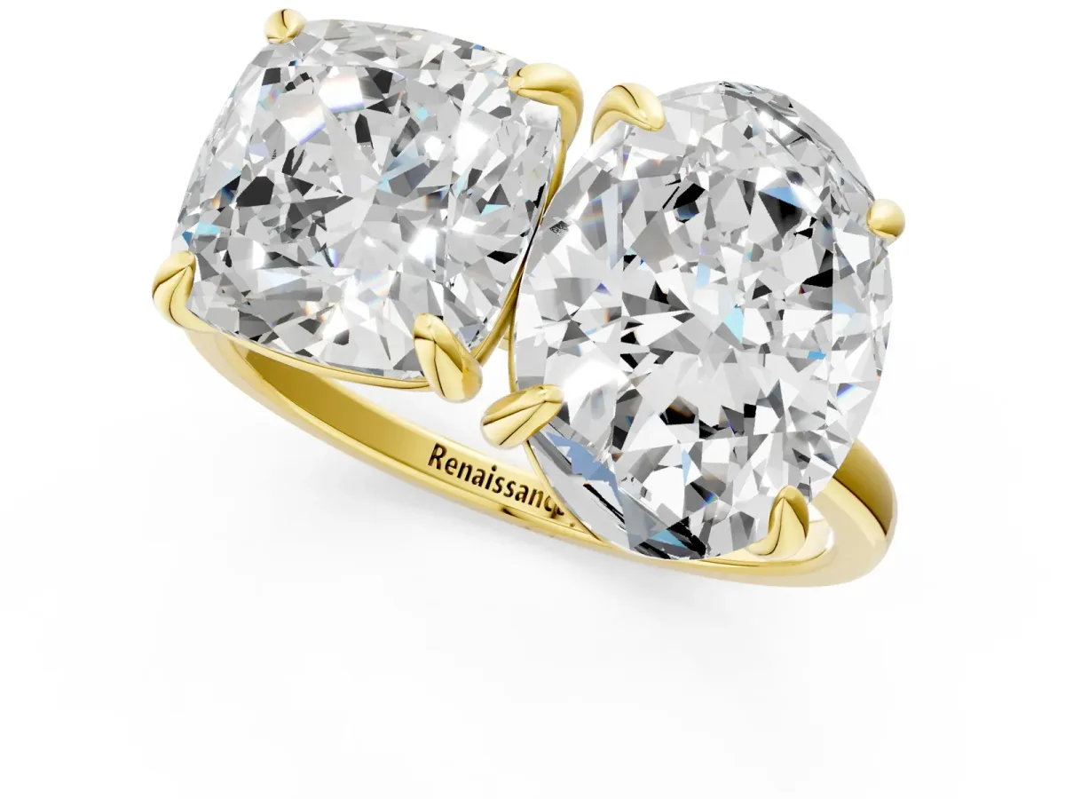Oval and Cushion Toi Moi Ring with Prong Setting and Plain Band Yellow gold