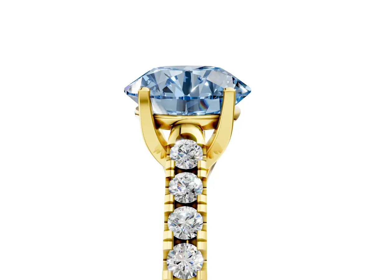 Fancy Blue Round Cut Diamond Pavé Band Solitaire Ring with Prong Setting Yellow gold