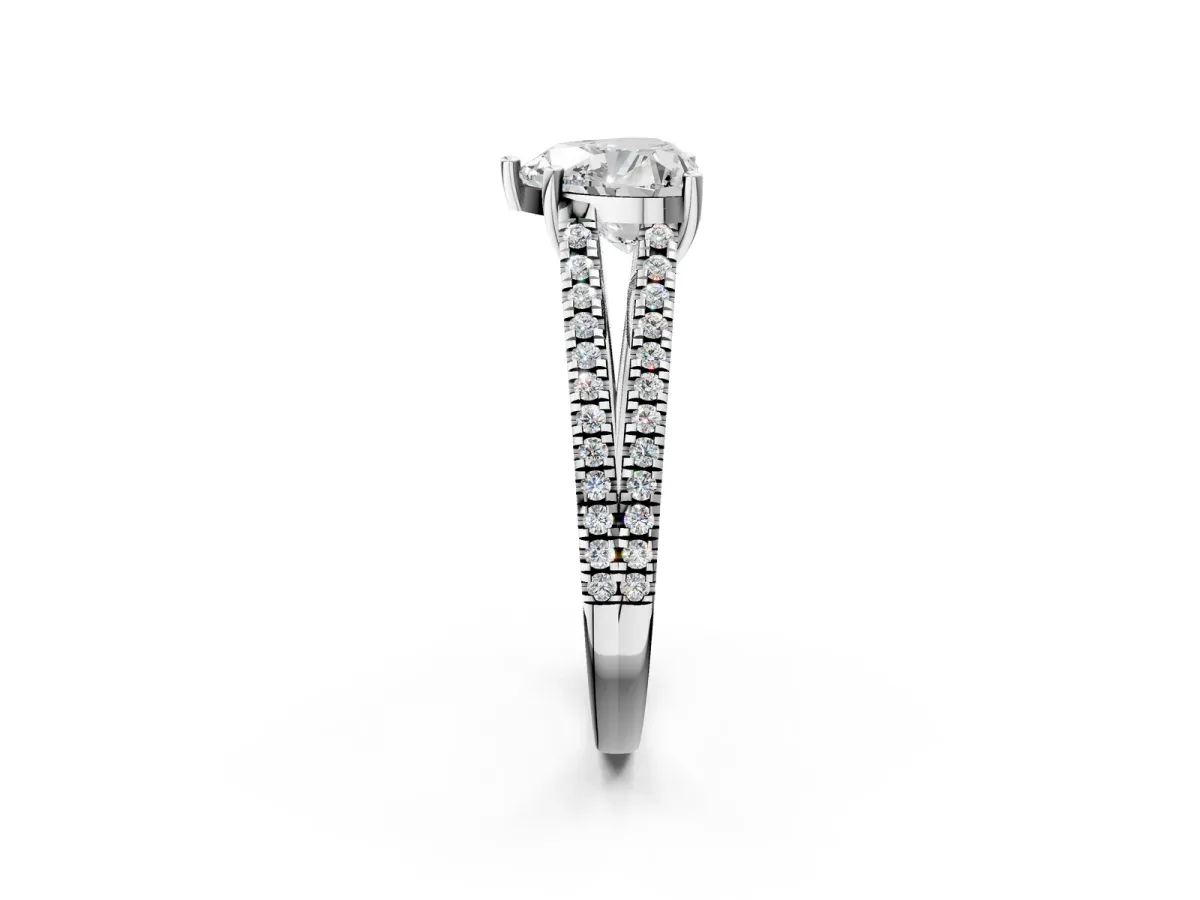 Heart Cut Diamond Solitaire Engagement Ring with Split Shank Pavé Band White gold
