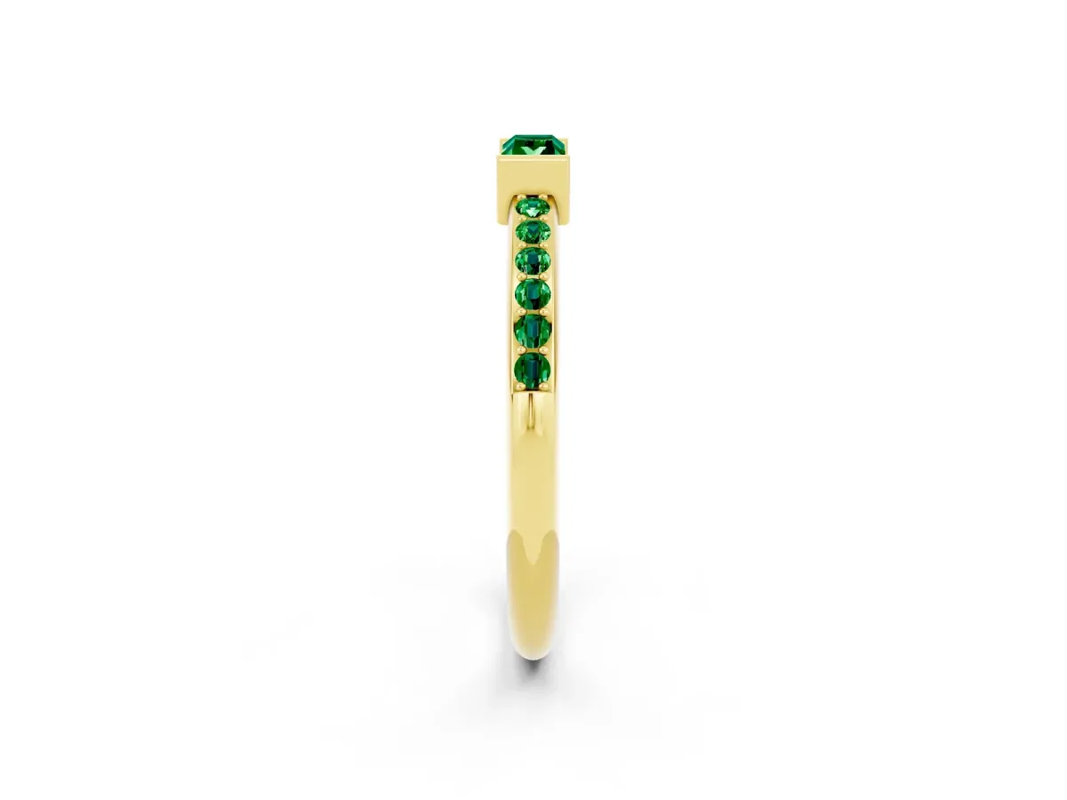 Baguette Emerald Pavé Band with Bar Setting Yellow gold