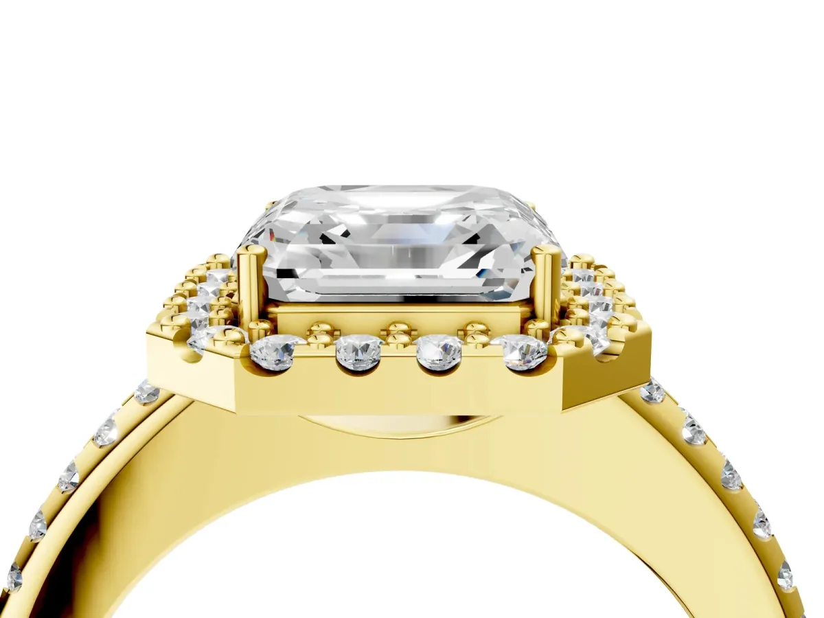 Asscher Cut Diamond Pavé Halo Ring with Four-Prong Setting Yellow gold