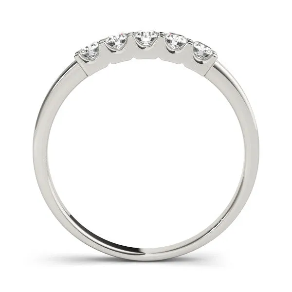 Round Diamond Five-Stone Ring with Prong Setting and Classic Band Platinum