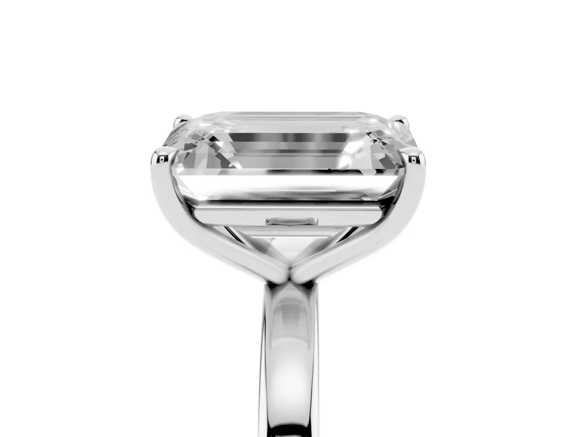 Pear Cut and Emerald Cut Toi Moi Ring with Prong Setting Platinum