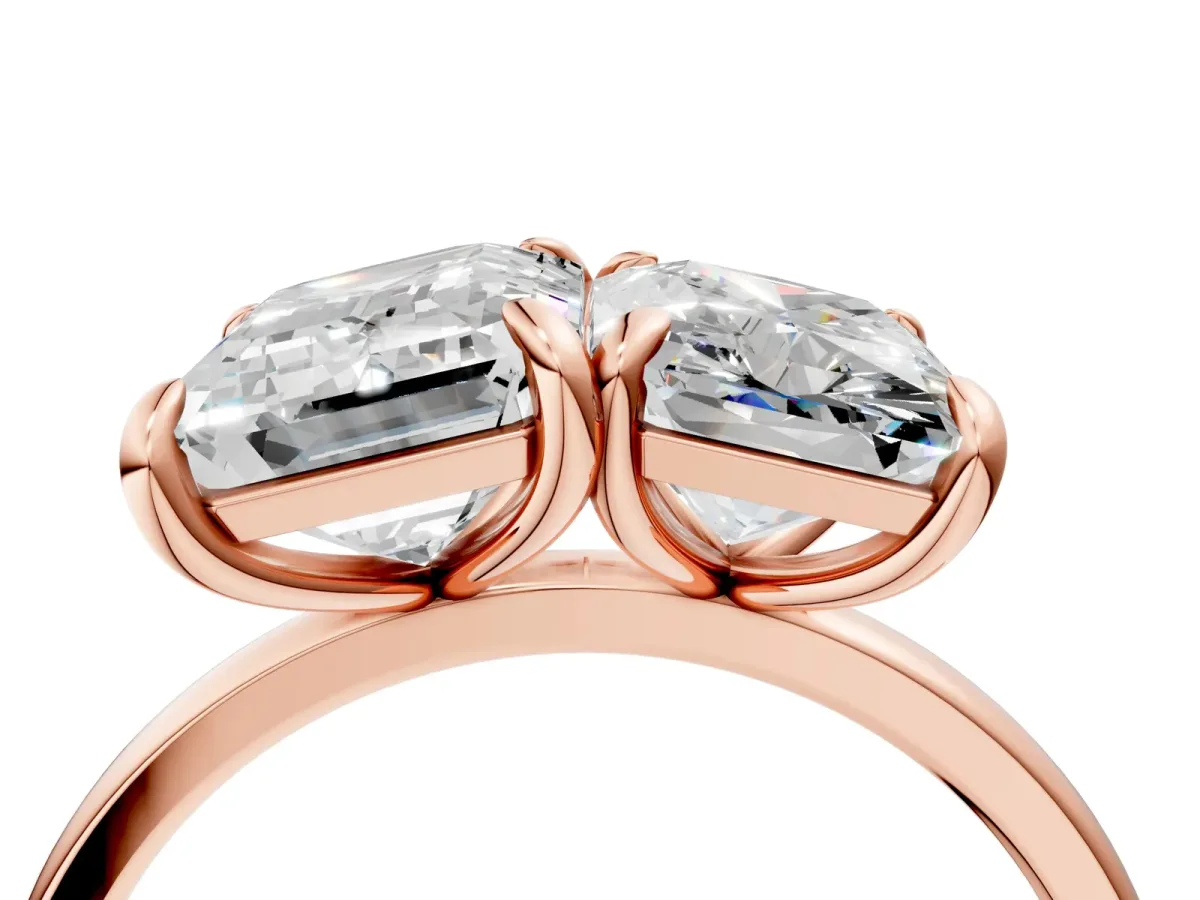 Emerald and Radiant Toi Moi Ring with Prong Setting and Plain Band Rose gold