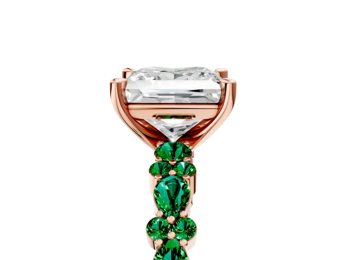 Princess Cut Diamond Side Stone Solitaire Ring with Round Emerald and Four-Prong Setting Rose gold