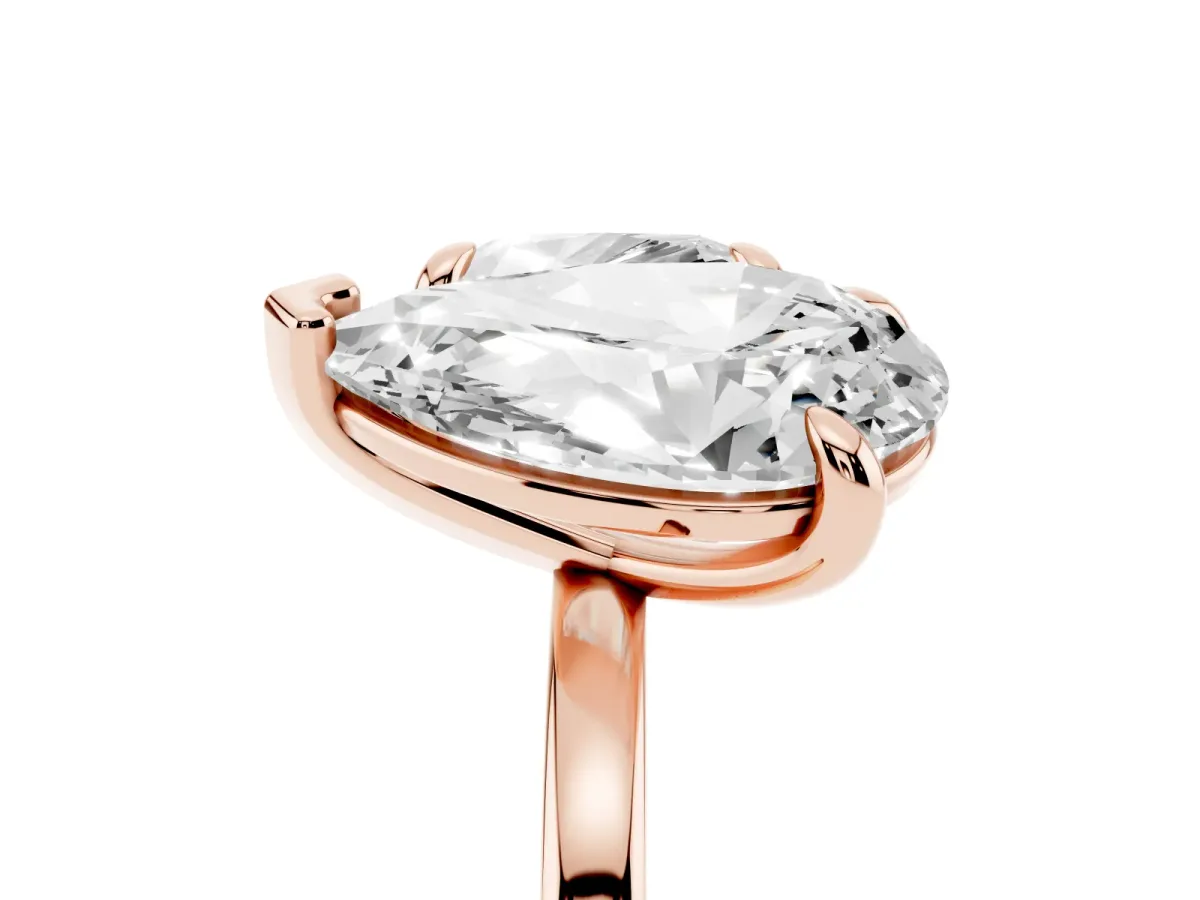 Pear and Cushion Toi Moi Ring with Prong Setting and Plain Band Rose gold