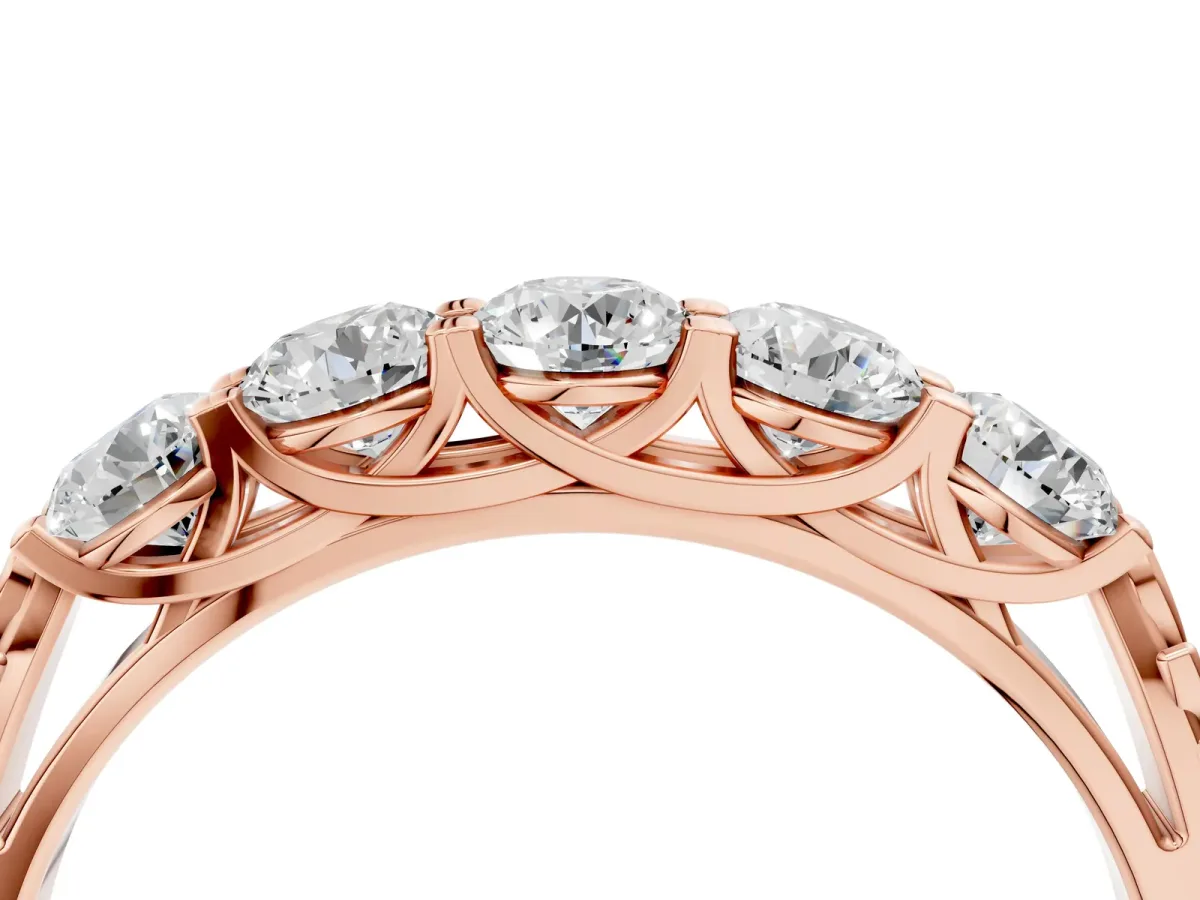 Five-Stone Round Diamond Prong-Set Band Rose gold