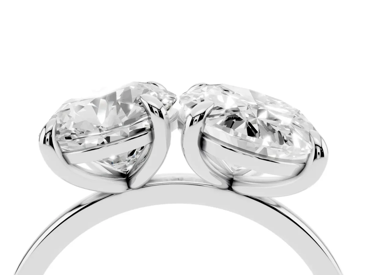 Round and Oval Toi Moi Ring with Prong Setting and Plain Band Silver