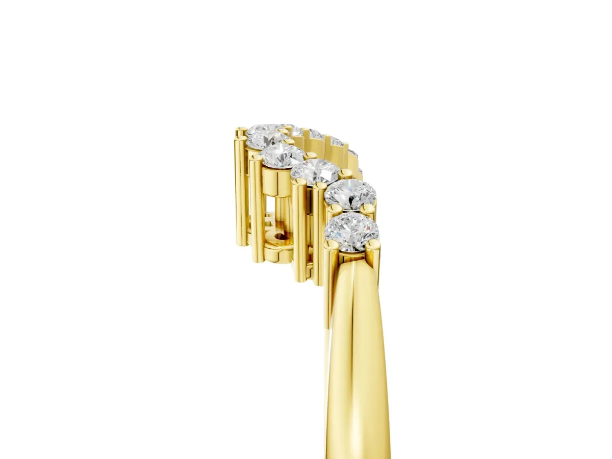 Round Diamond V-Shaped White Gold Band with Prong Setting Yellow gold