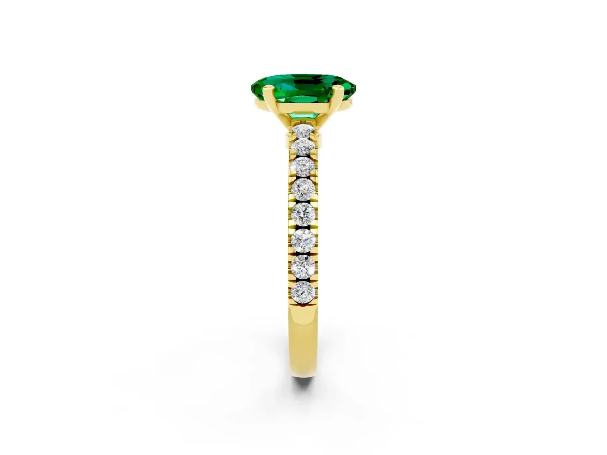 Oval Cut Solitaire Emerald with Pavé Band and Four-Prong Setting Yellow gold