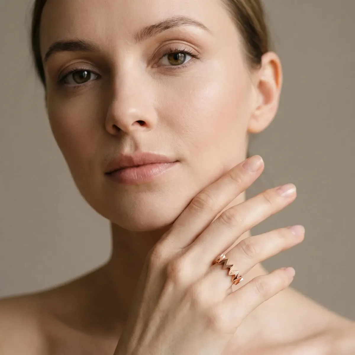 Zigzag Chevron Band Rose gold