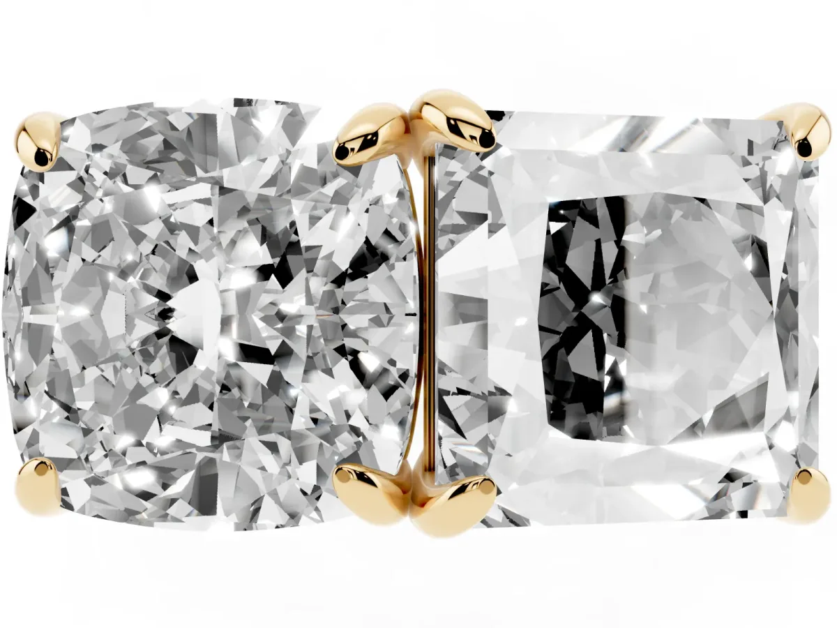 Cushion and Princess Toi Moi Ring with Prong Setting and Plain Band Yellow gold