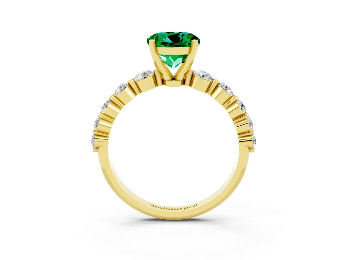 Round Cut Solitaire Emerald Ring with Pave Band and Four-Prong Setting Yellow gold