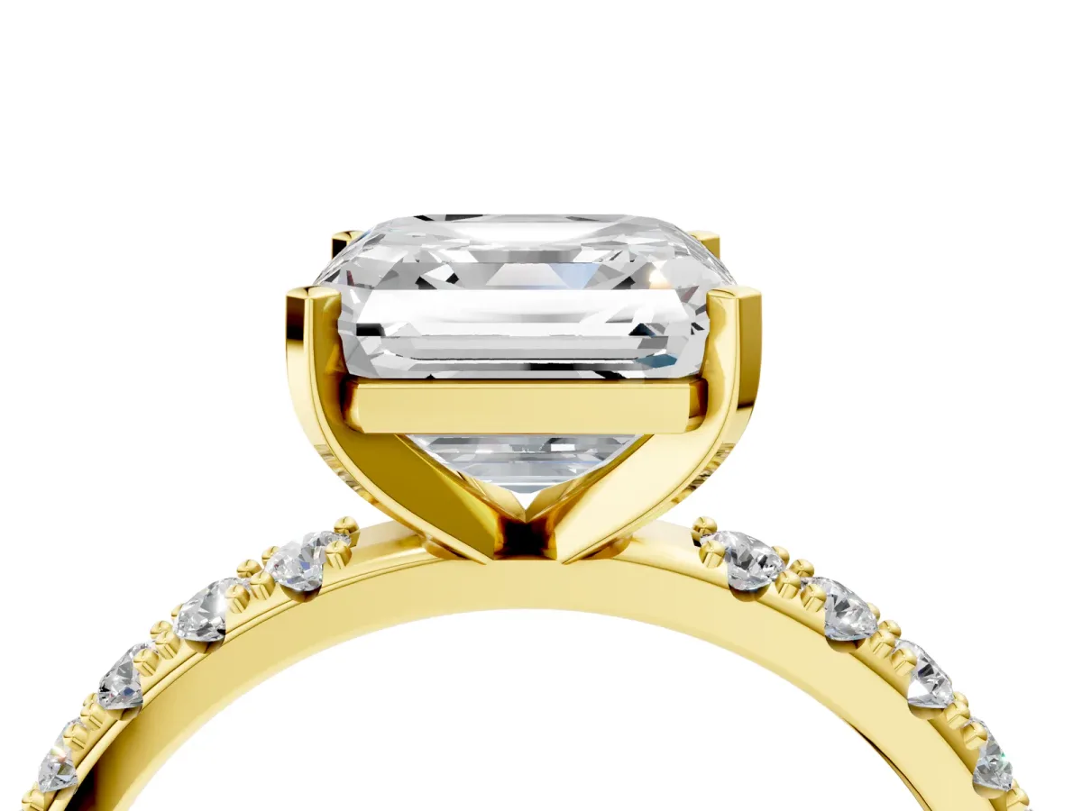 Asscher Cut Diamond Solitaire Pavé Band with Four-Prong Setting Yellow gold