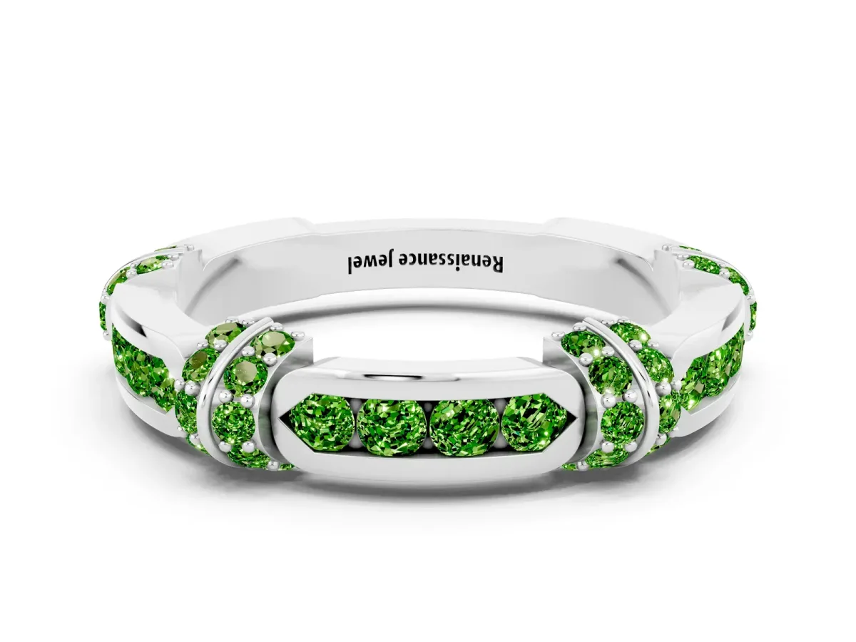 Pavé Round Peridot Link Band with Bezel Setting Platinum