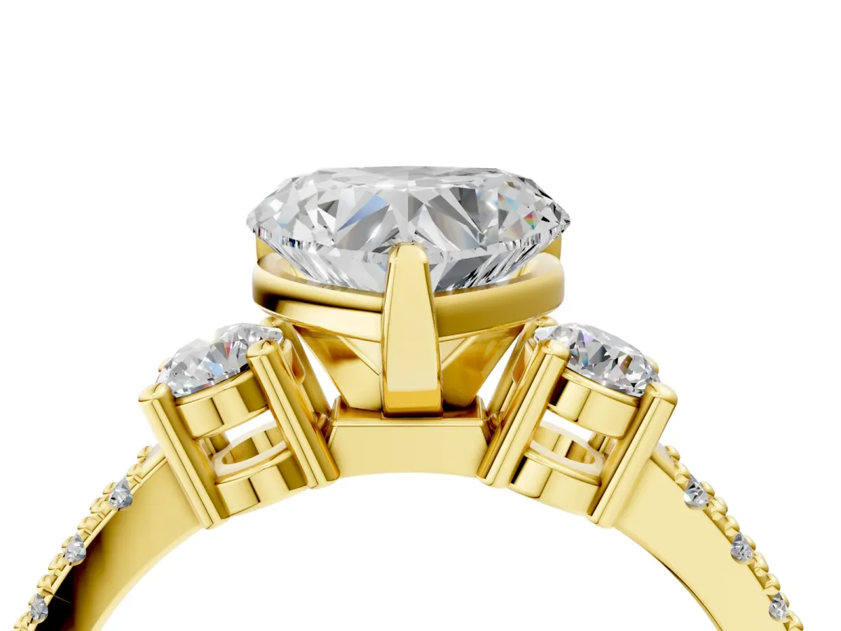 Heart Cut Cut Three-Stone Diamond Pavé Band with Prong Setting Yellow gold