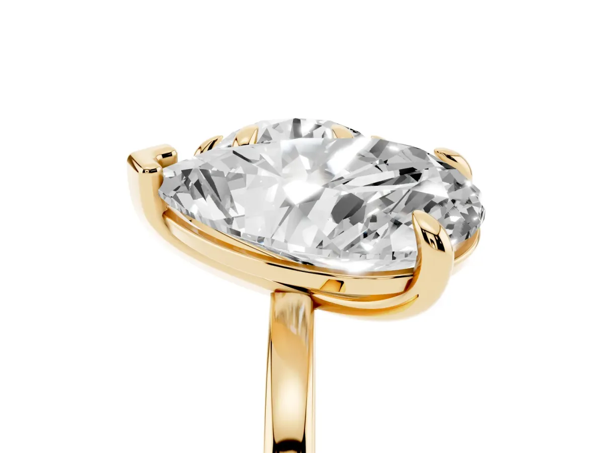Round and Pear Toi Moi Ring with Prong Setting and Plain Band Yellow gold