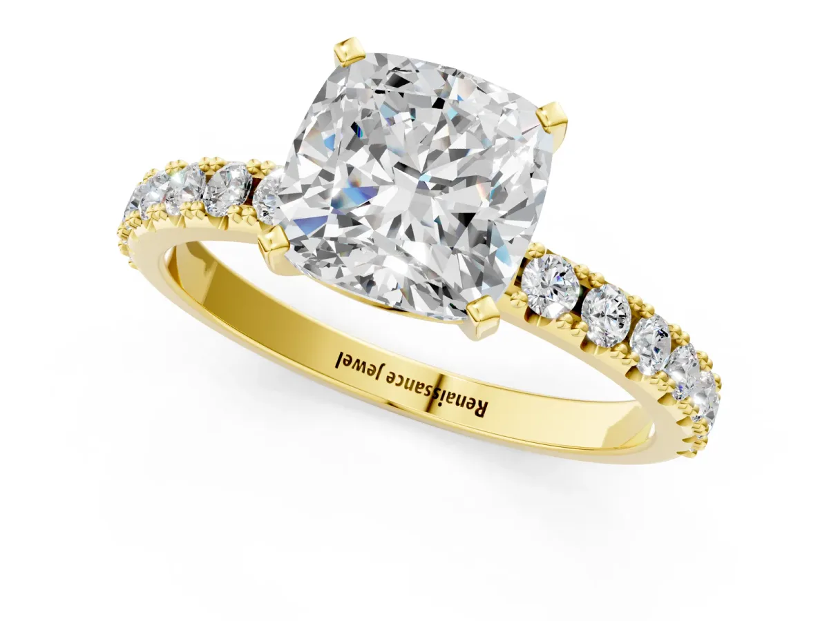 Cushion Cut Diamond Solitaire Pavé Band with Four-Prong Setting Yellow gold