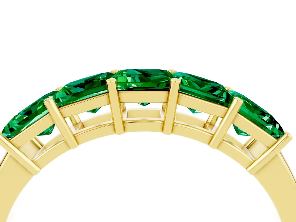 Princess Cut Five-Stone Emerald Band with Prong Setting Yellow gold