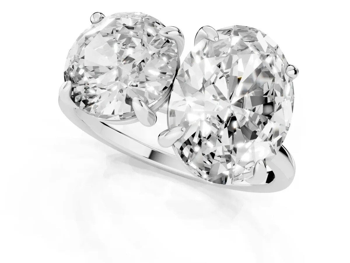 Round and Oval Toi Moi Ring with Prong Setting and Plain Band Silver