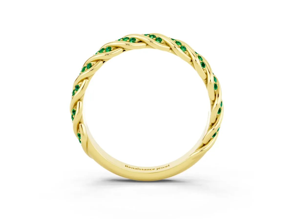 Twisted Pavé Round Emerald Eternity Band with Shared Prong Setting Yellow gold