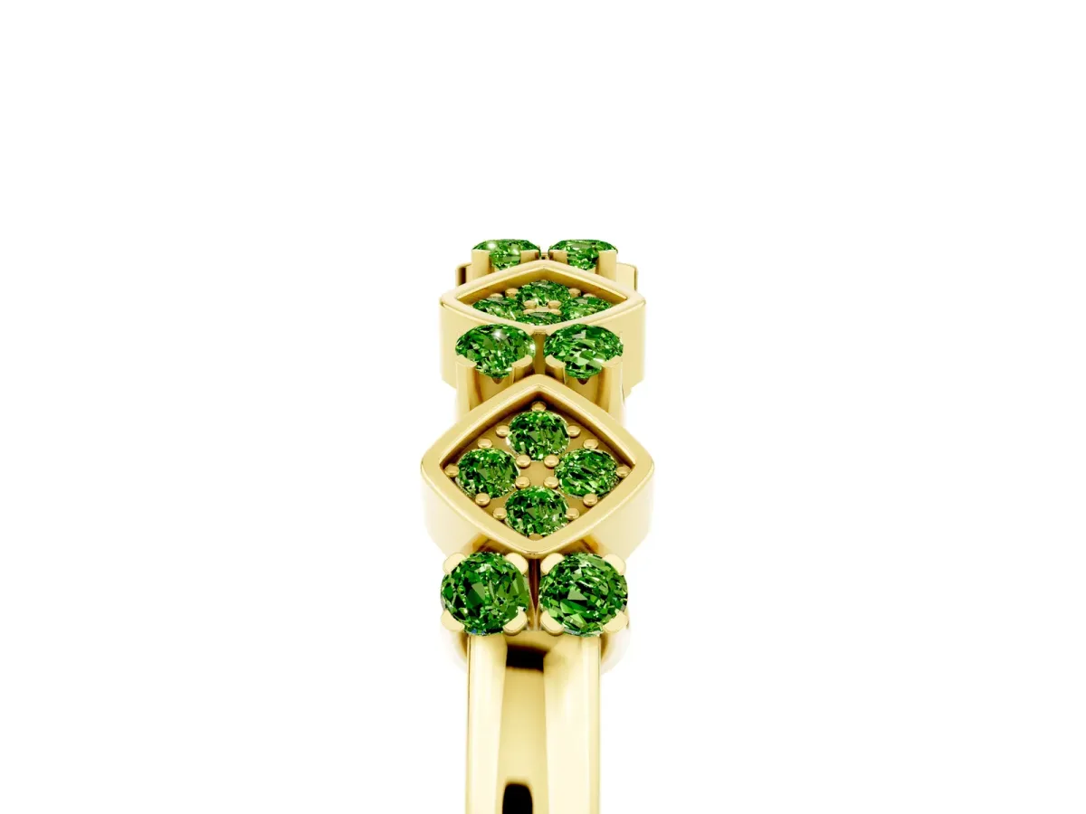 Pavé Cushion Peridot Cluster Eternity Band with Prong Setting Yellow gold