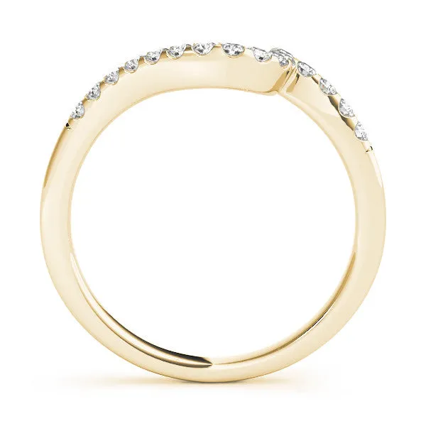 Round Diamond V-Shaped Pavé Curved Band Yellow gold