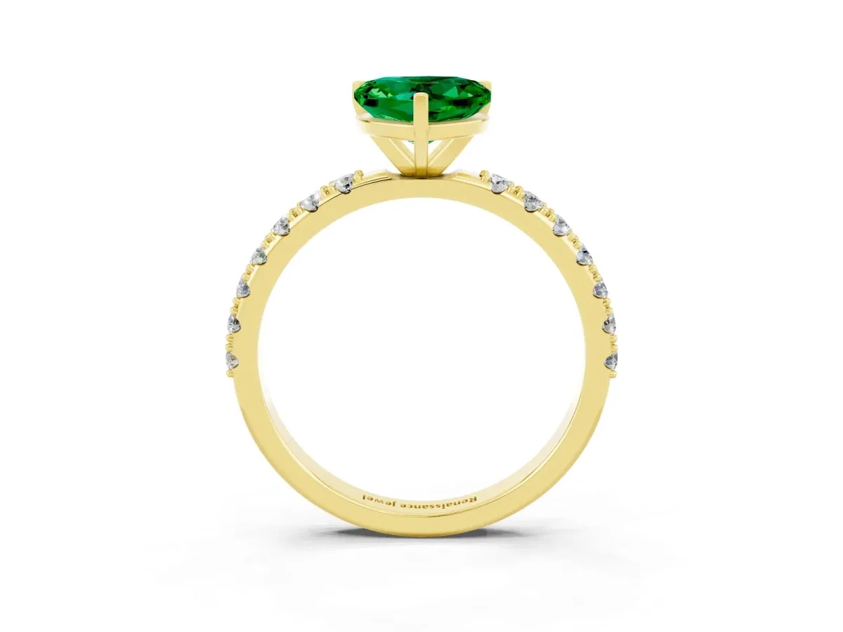Heart Cut Emerald Solitaire Pavé Band with Four-Prong Setting Yellow gold