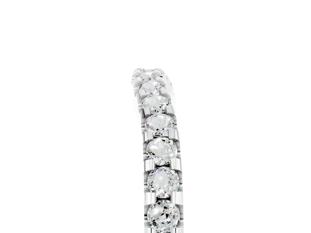 Round Moissanite Pavé Curved Wedding Band Platinum