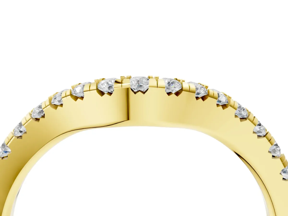 Curved Round Diamond Wedding Band with Pavé Setting and Shared Prong Yellow gold