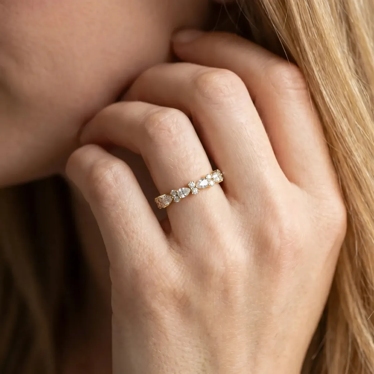 Pear and Round Diamond Wedding Band Yellow gold