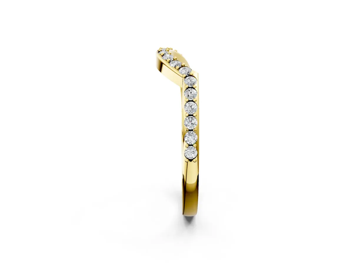 Round Diamond Pavé Twist Band with Shared Prong Setting Yellow gold