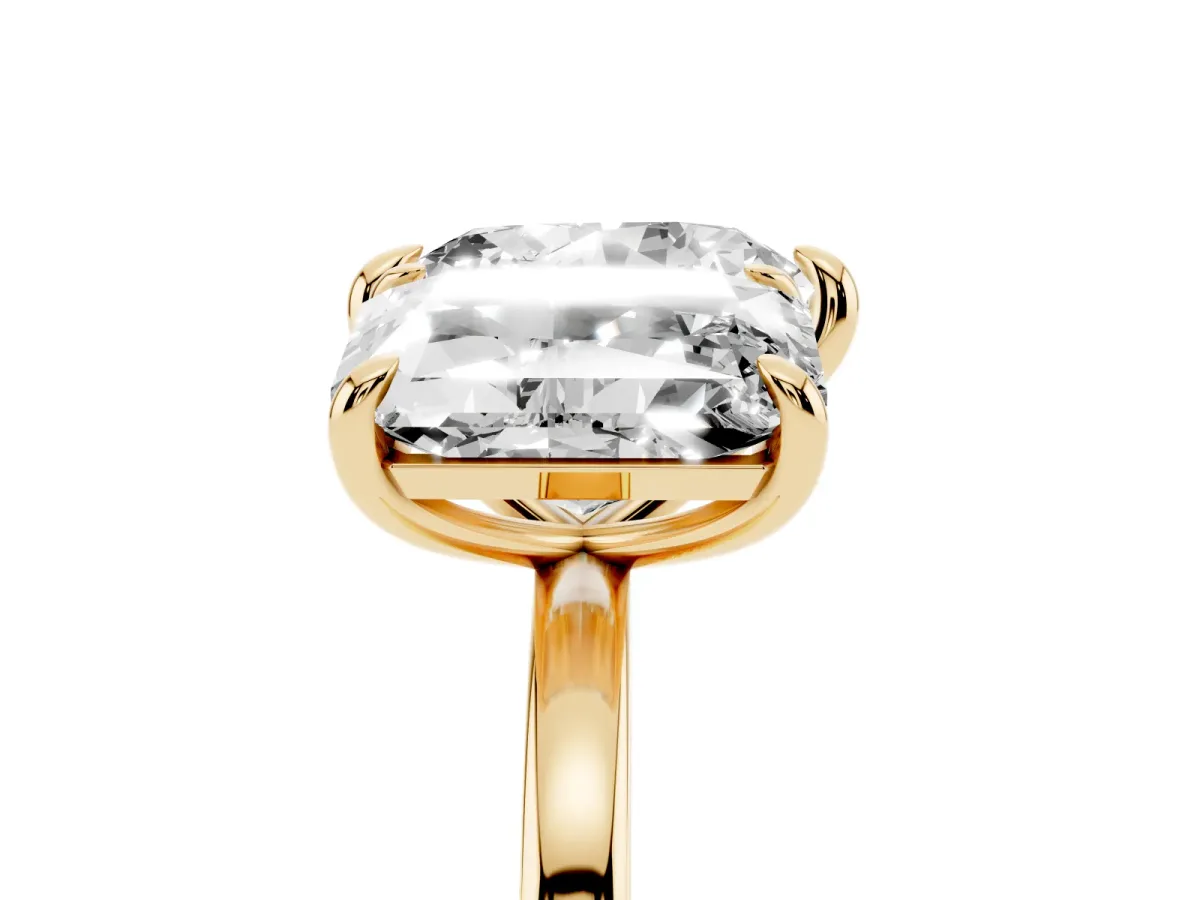 Radiant and Heart Toi Moi Ring with Prong Setting and Plain Band Yellow gold