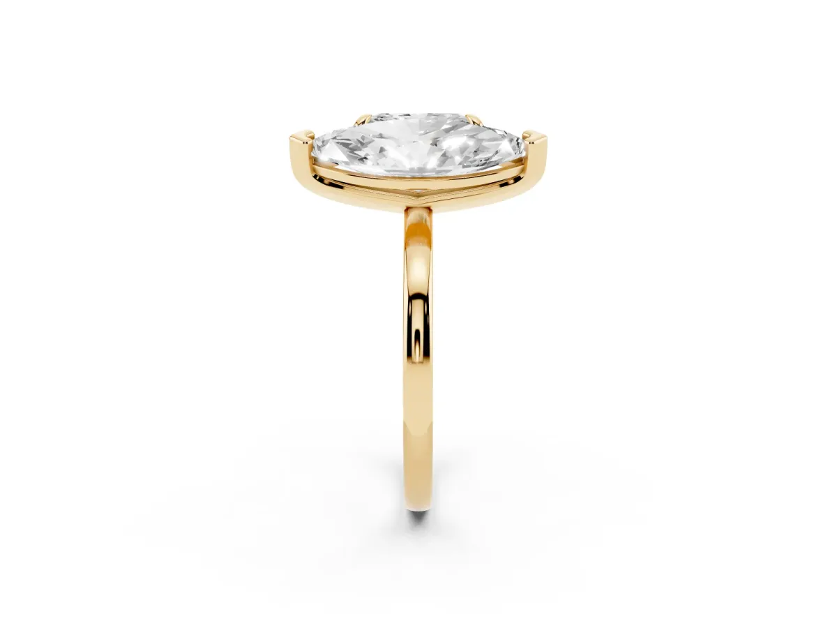 Radiant and Marquise Toi Moi Ring with Prong Setting and Plain Band Yellow gold