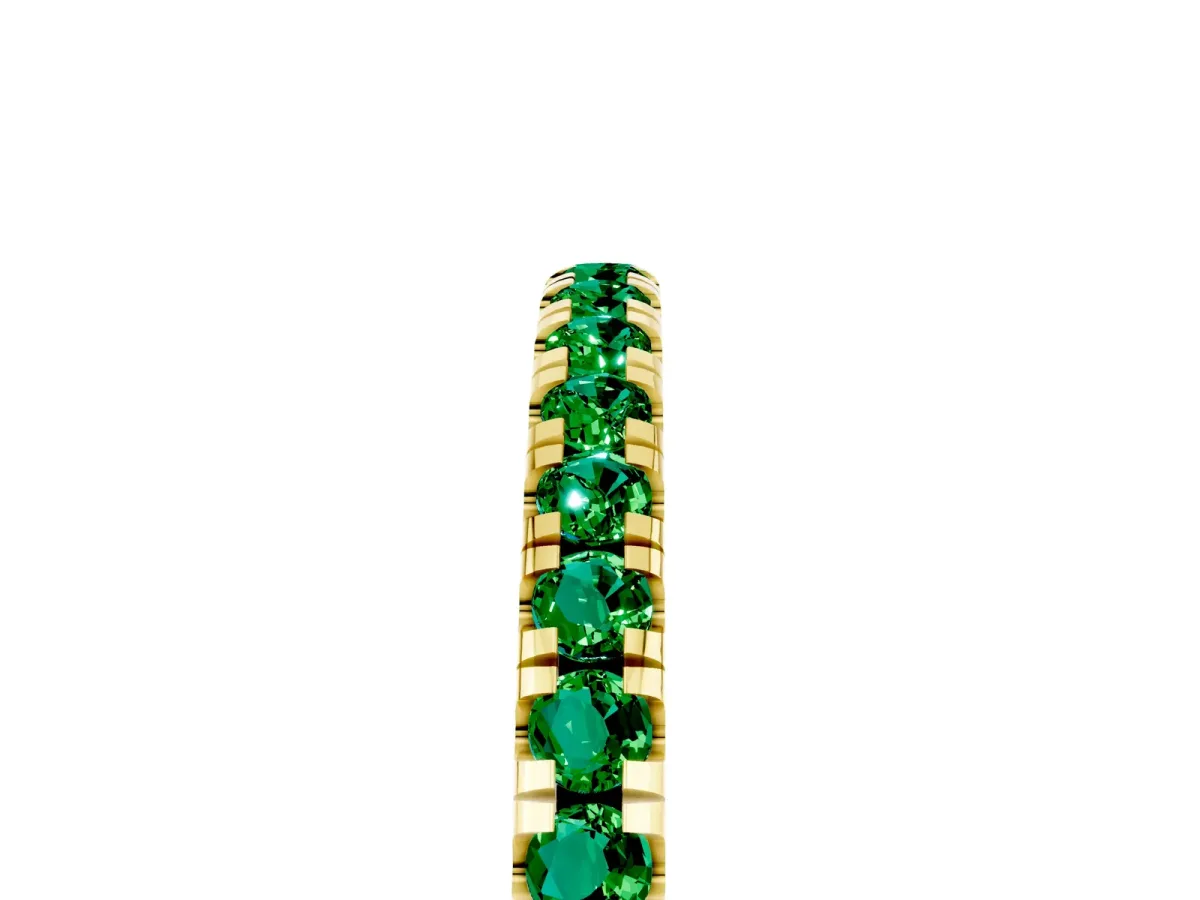 Pavé Round Emerald Half Eternity Band with Shared Prong Setting Yellow gold