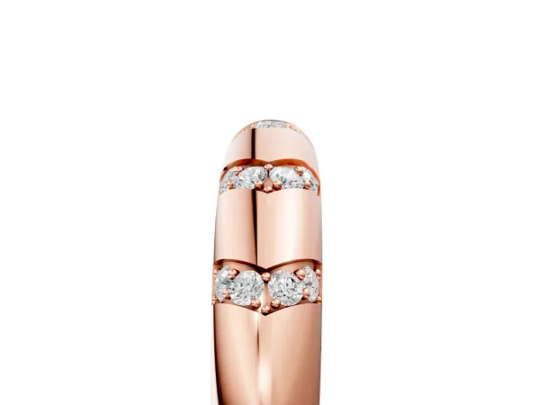 Round Diamond Channel Set Curved Band with Bezel Setting Rose gold