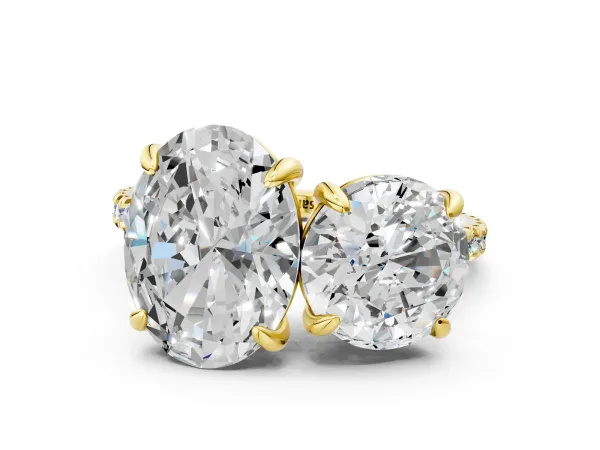 Round and Oval Toi Moi Ring with Prong Setting and Pave Band Yellow gold