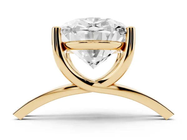 Oval Cut Cut Diamond Solitaire Engagement Ring with Tapered Plain Band and Four-Prong Setting Yellow gold