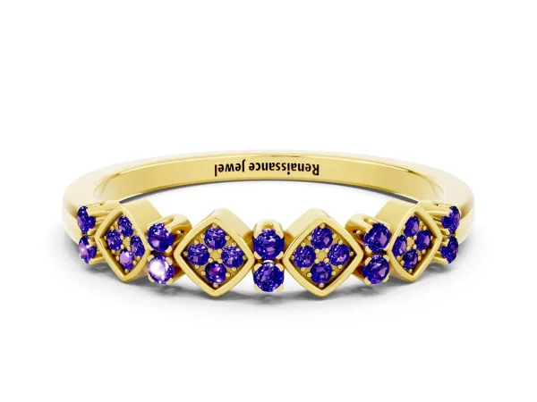 Pavé Cushion Tanzanite Cluster Eternity Band with Prong Setting Yellow gold